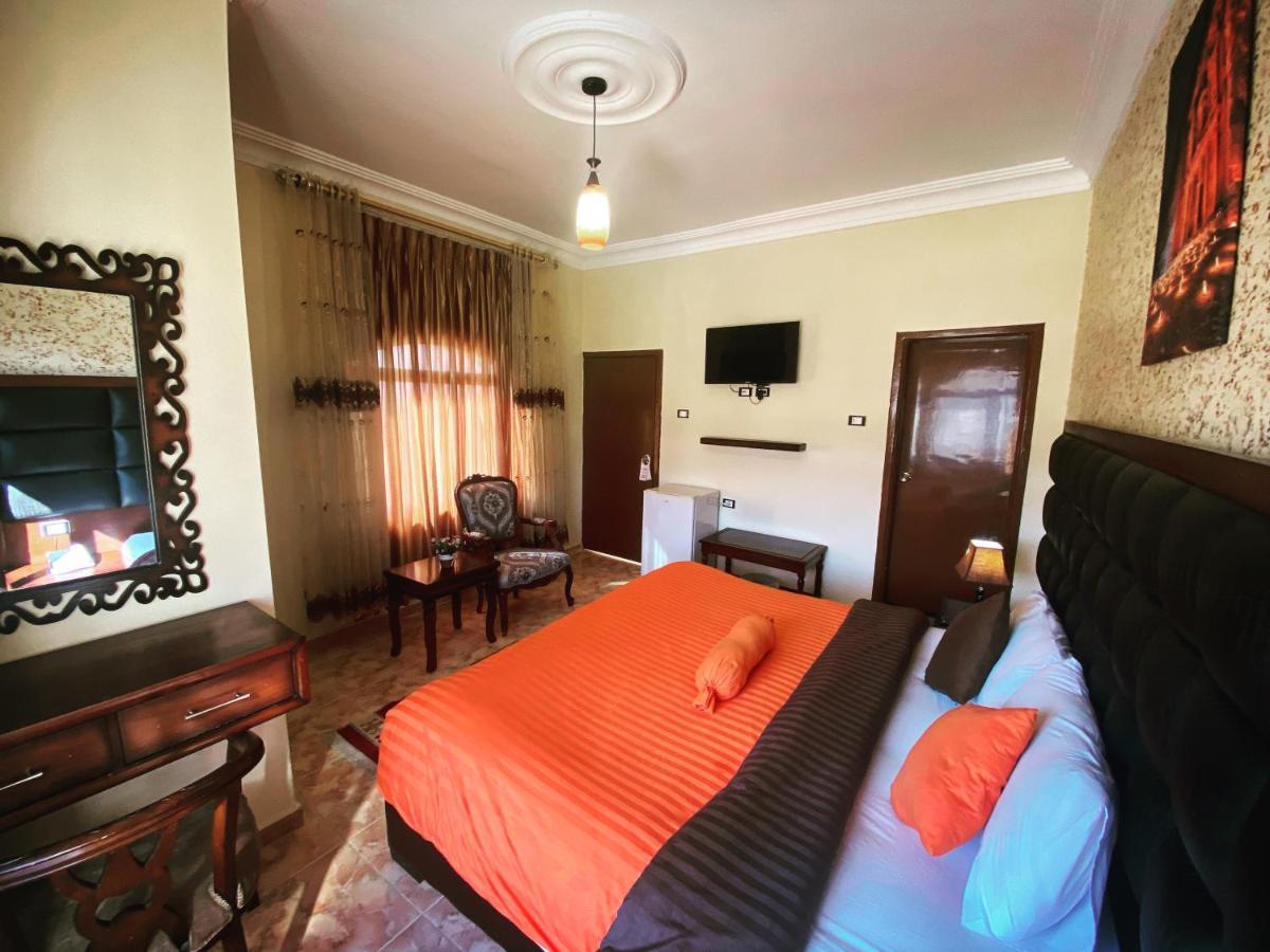 Anbat Midtown Hotel Wadi Musa Buitenkant foto