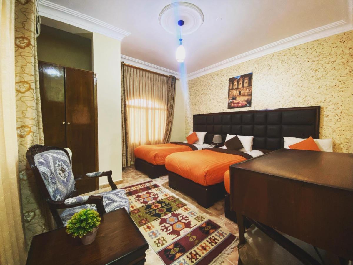 Anbat Midtown Hotel Wadi Musa Buitenkant foto