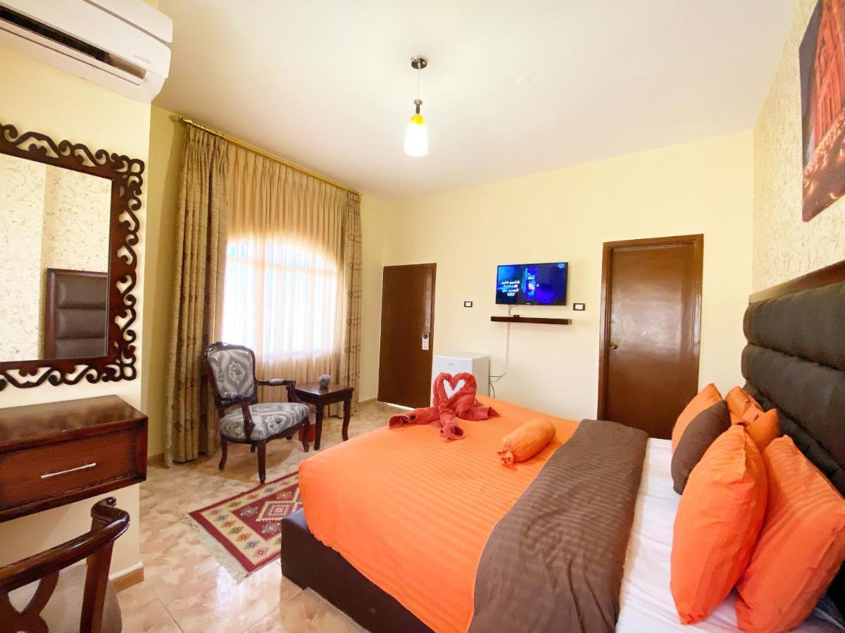 Anbat Midtown Hotel Wadi Musa Buitenkant foto