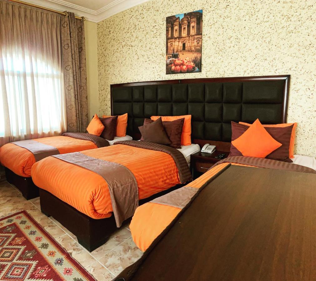 Anbat Midtown Hotel Wadi Musa Buitenkant foto
