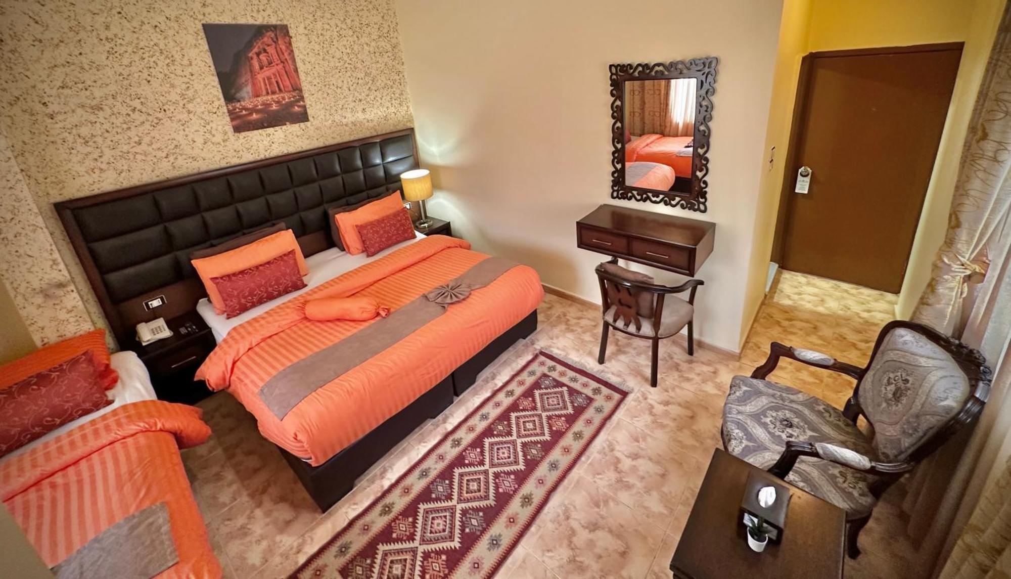 Anbat Midtown Hotel Wadi Musa Buitenkant foto