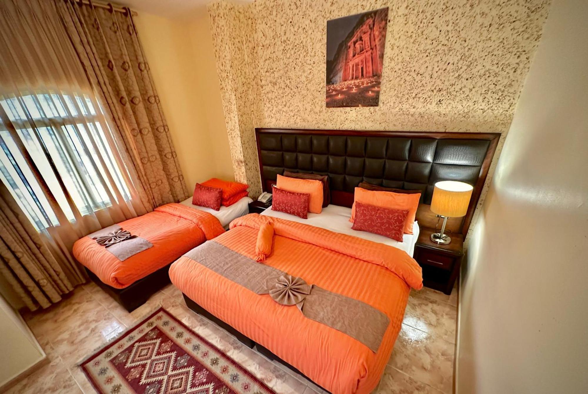 Anbat Midtown Hotel Wadi Musa Buitenkant foto