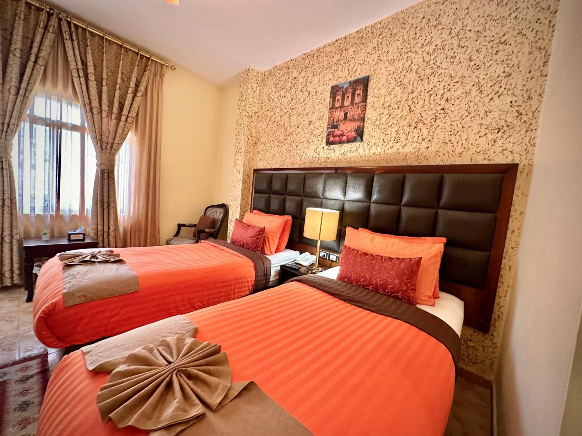 Anbat Midtown Hotel Wadi Musa Buitenkant foto